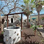 Дом отдыха Casa El Cardon B2 *